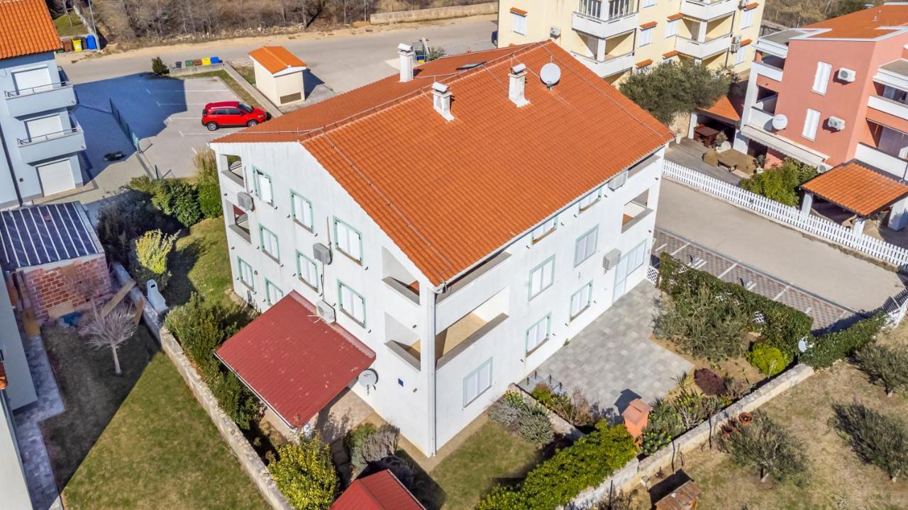 Apartments Ljubica Garden Башка Екстер'єр фото
