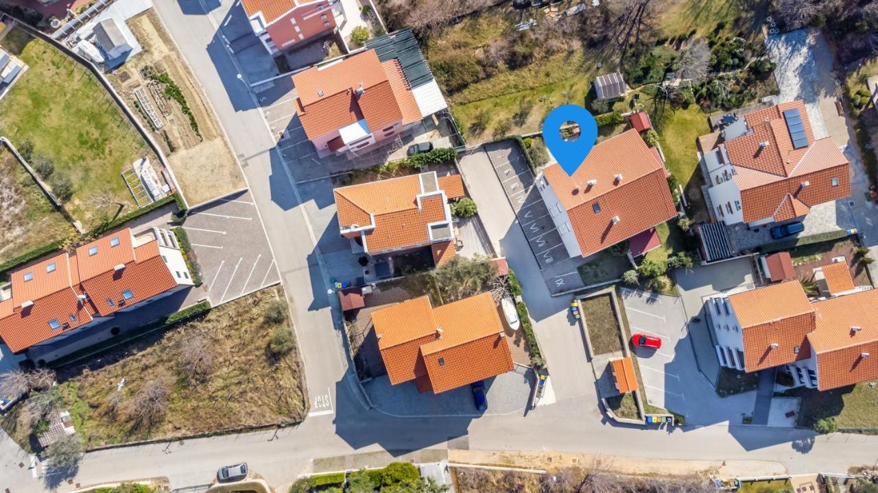 Apartments Ljubica Garden Башка Екстер'єр фото